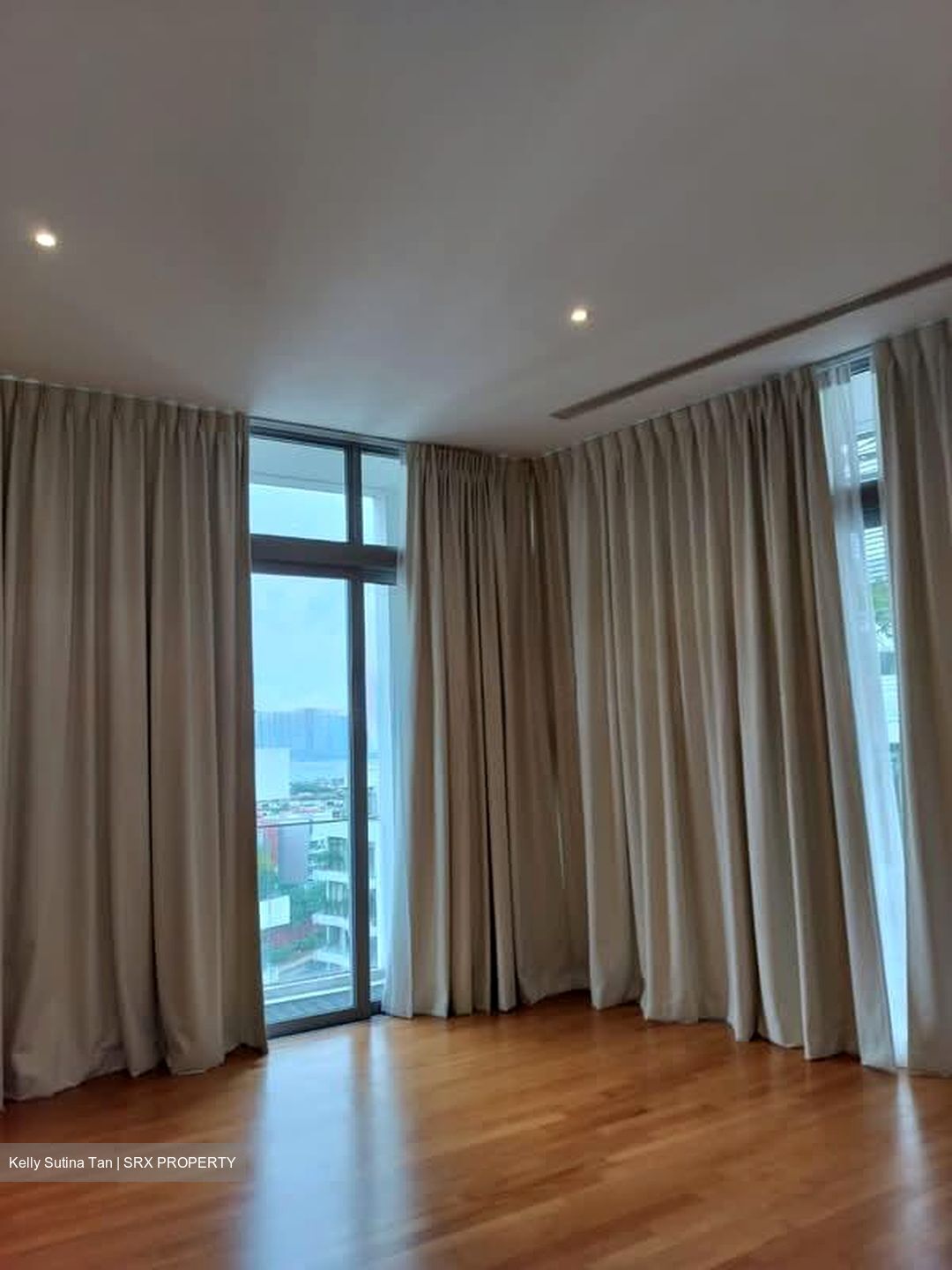 The Oceanfront @ Sentosa Cove (D4), Condominium #596747771